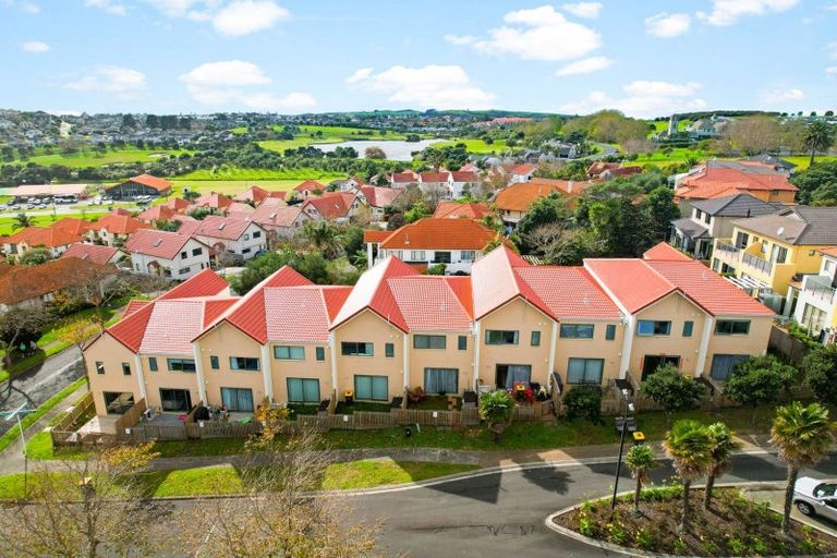 Photo of property in 19 Nautilus Drive, Gulf Harbour, Whangaparaoa, 0930