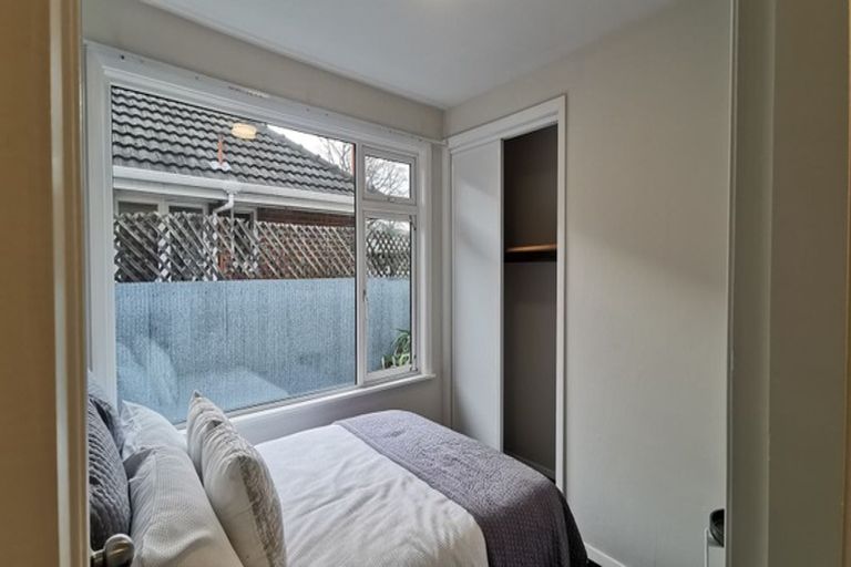Photo of property in 9 Mappleton Avenue, Burnside, Christchurch, 8053