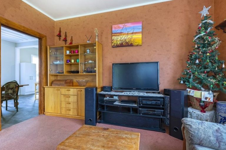Photo of property in 90 George Street, Tuakau, 2121