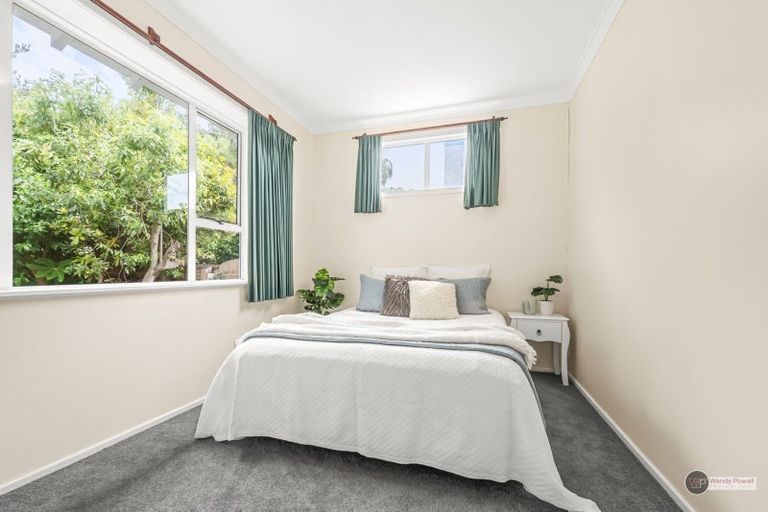 Photo of property in 3 Saint Ronans Avenue, Waterloo, Lower Hutt, 5011