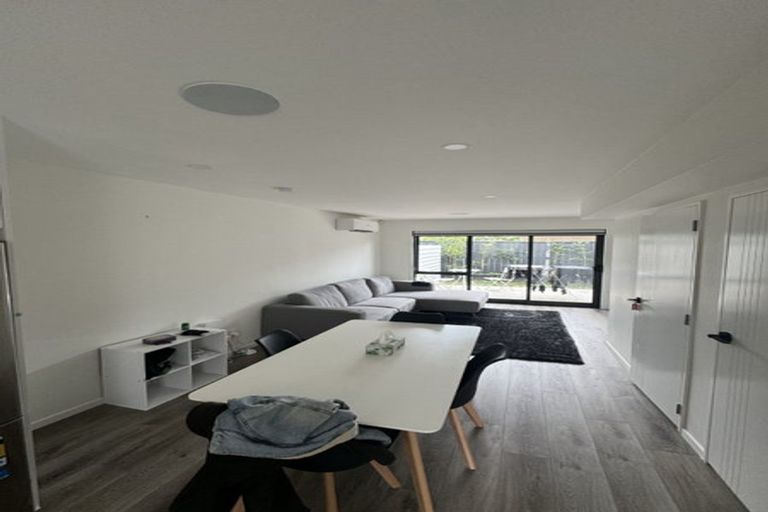 Photo of property in 10/5 Hikurangi Street, Te Atatu Peninsula, Auckland, 0610