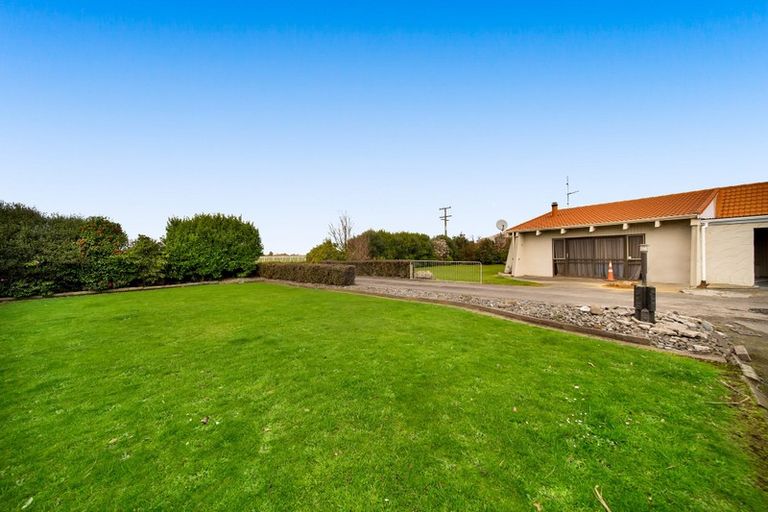 Photo of property in 301 Waihi Road, Hawera, 4673
