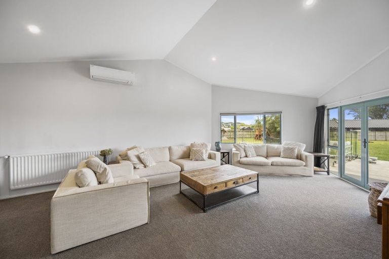 Photo of property in 25 Unahi Lane, Haumoana, 4180