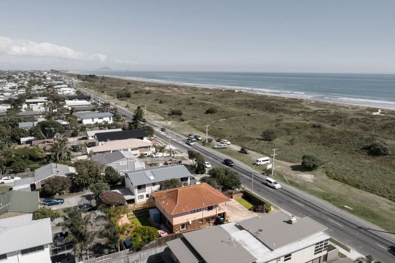 Photo of property in 1000 Papamoa Beach Road, Papamoa Beach, Papamoa, 3118