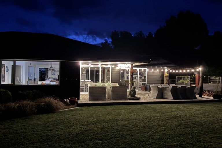 Photo of property in 204 Eskridge Drive, Eskdale, Napier, 4182