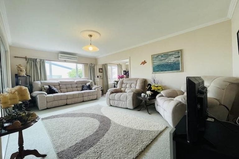 Photo of property in 146 Gloucester Street, Taradale, Napier, 4112