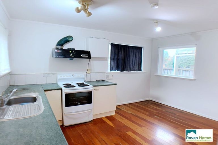 Photo of property in 37 Miro Street, New Lynn, Auckland, 0600