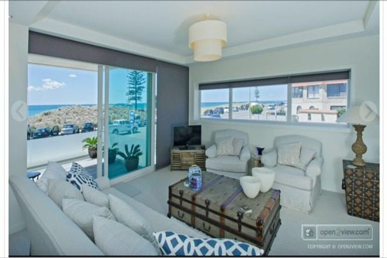 Photo of property in 154 Marine Parade, Mount Maunganui, 3116