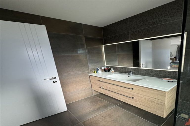 Photo of property in 12 Fountain Place, Rolleston, 7614