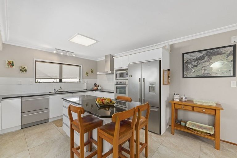 Photo of property in 4 Prince Avenue, Mount Maunganui, 3116