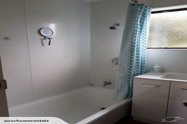 Photo of property in 19 Staithes Drive North, Whitby, Porirua, 5024