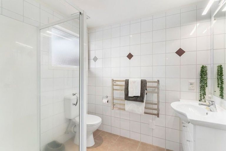 Photo of property in 9 Culver Terrace, Howick, Auckland, 2014