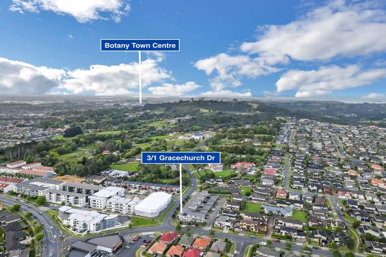 Photo of property in 3/1 Gracechurch Drive, Flat Bush, Auckland, 2016