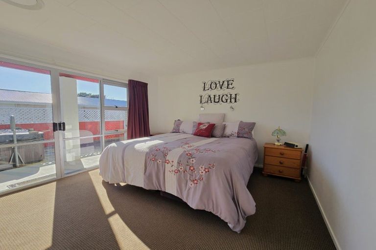 Photo of property in 135 Hall Street, Hokitika, 7810
