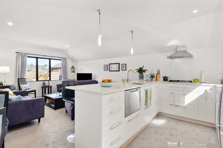 Photo of property in 25 Futuna Close, Karori, Wellington, 6012