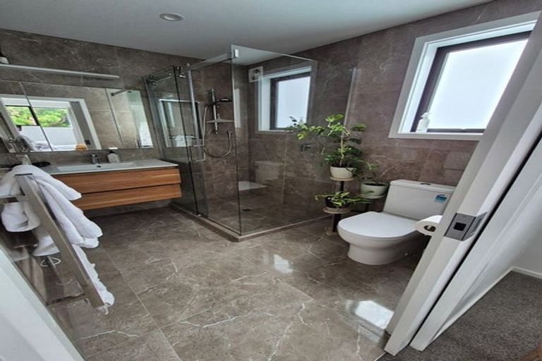 Photo of property in 112b Freyberg Street, Lyall Bay, Wellington, 6022