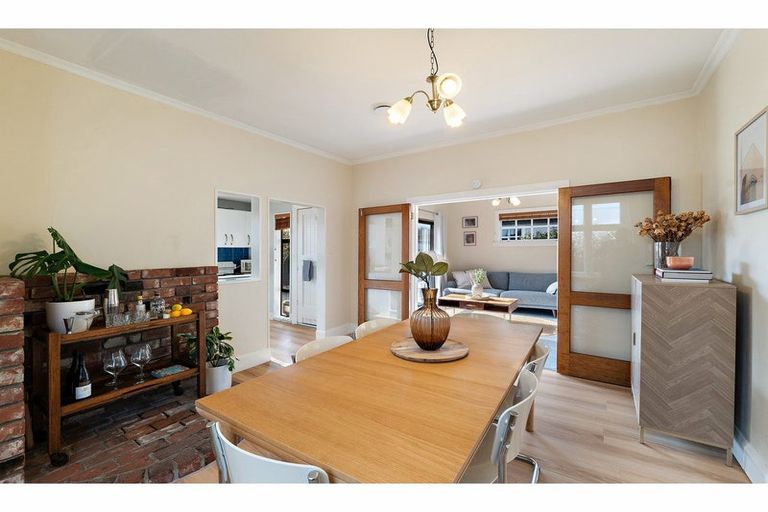 Photo of property in 1/95 Saint Martins Road, Saint Martins, Christchurch, 8022