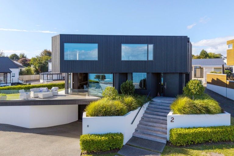 Photo of property in 2 Pataka Road, Taupo, 3330