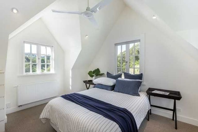 Photo of property in 155 Durham Drive, Havelock North, 4130