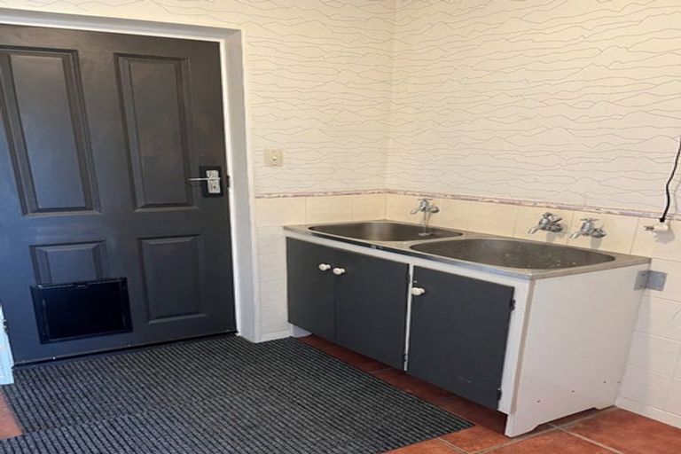 Photo of property in 37 Vanguard Drive, Broomfield, Christchurch, 8042