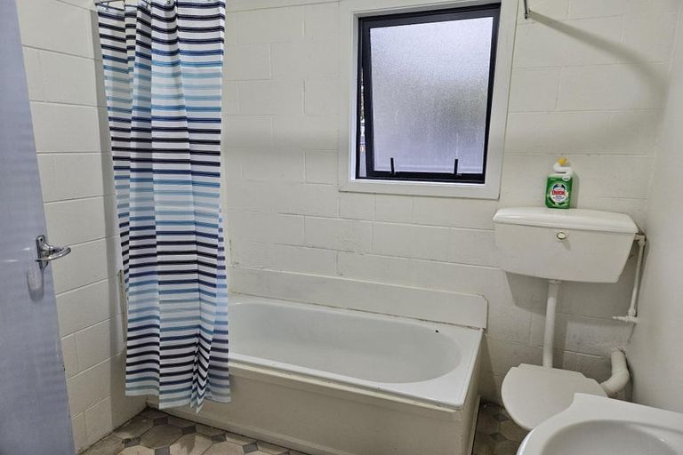 Photo of property in 4/354 Hereford Street, Linwood, Christchurch, 8011