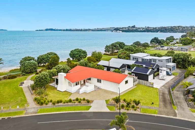 Photo of property in 28 Schooner Avenue, Snells Beach, 0920