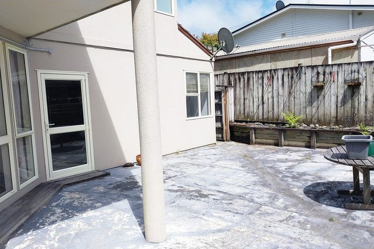 Photo of property in 1/18 Nile Road, Milford, Auckland, 0620