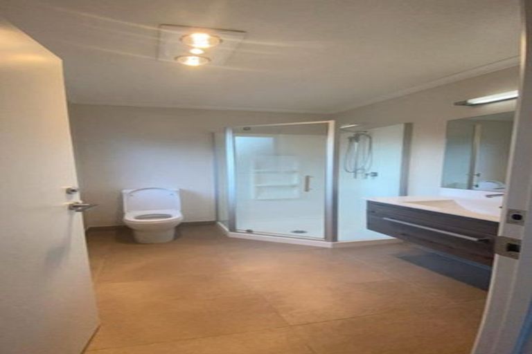 Photo of property in 154 Hobsonville Point Road, Hobsonville, Auckland, 0616
