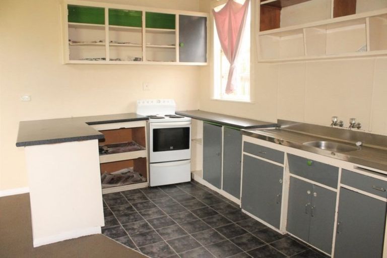 Photo of property in 82- 84 Queen Street, Westport, 7825