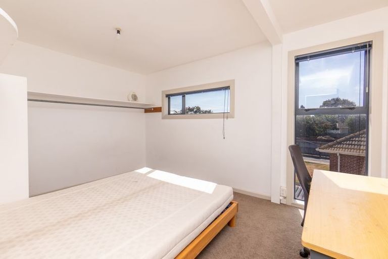 Photo of property in 195 Springs Road, Hornby, Christchurch, 8042