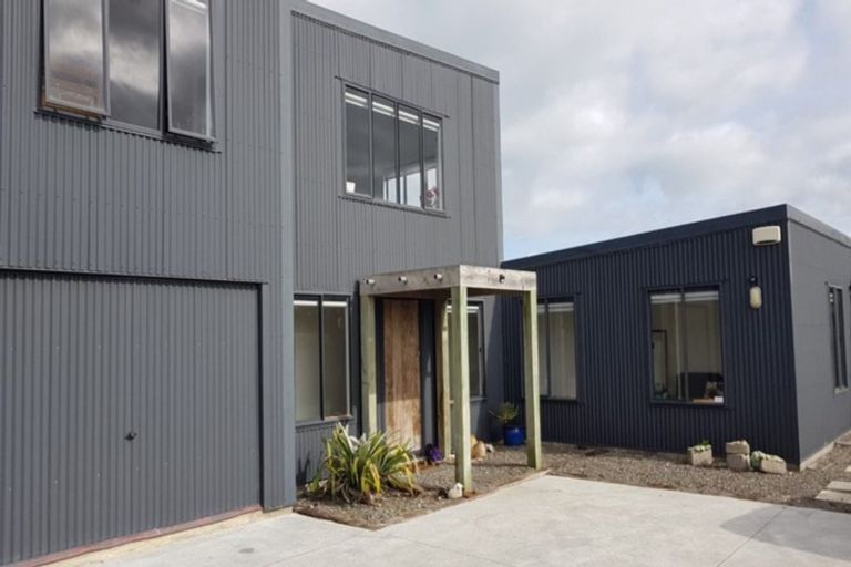 Photo of property in 17a Longbeach Drive, Castlecliff, Whanganui, 4501