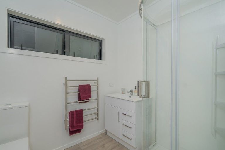 Photo of property in 8 Laura Place, Whitianga, 3510