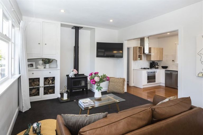 Photo of property in 155 Weston Road, St Albans, Christchurch, 8052