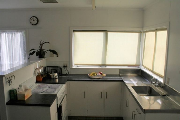 Photo of property in 1/222 High Street, Dannevirke, 4930