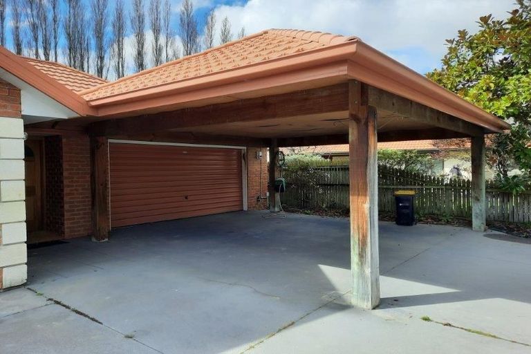 Photo of property in 20 Rickton Place, Rangiora, 7400
