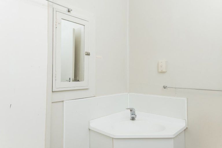 Photo of property in 8 Wellington Street, Te Hapara, Gisborne, 4010