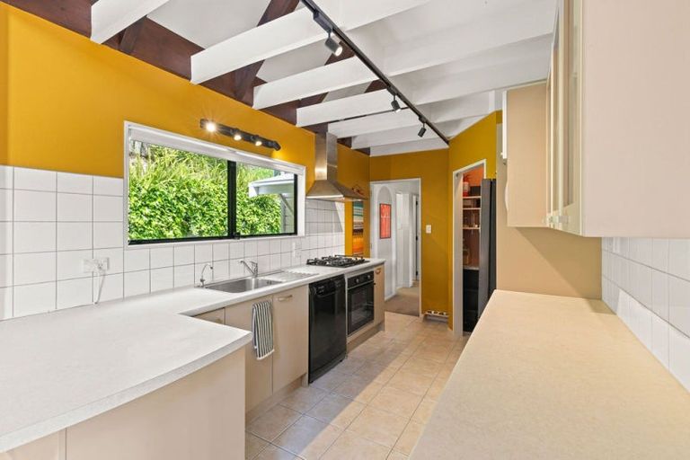 Photo of property in 42 Ikitara Road, Whanganui East, Whanganui, 4500
