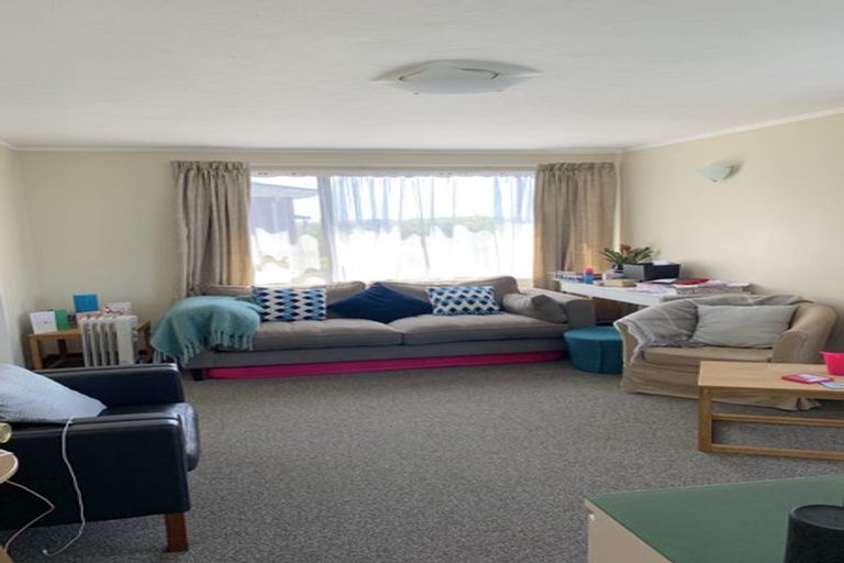 Photo of property in 13a Shastri Terrace, Khandallah, Wellington, 6035