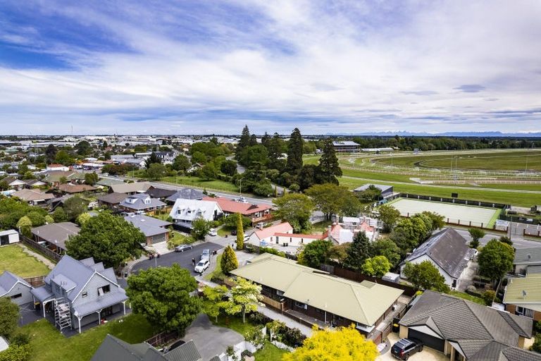 Photo of property in 5 Chokebore Place, Sockburn, Christchurch, 8042