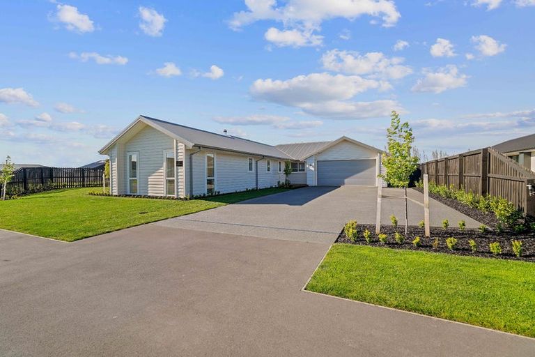 Photo of property in 31 Suffolk Drive, Kirwee, 7571