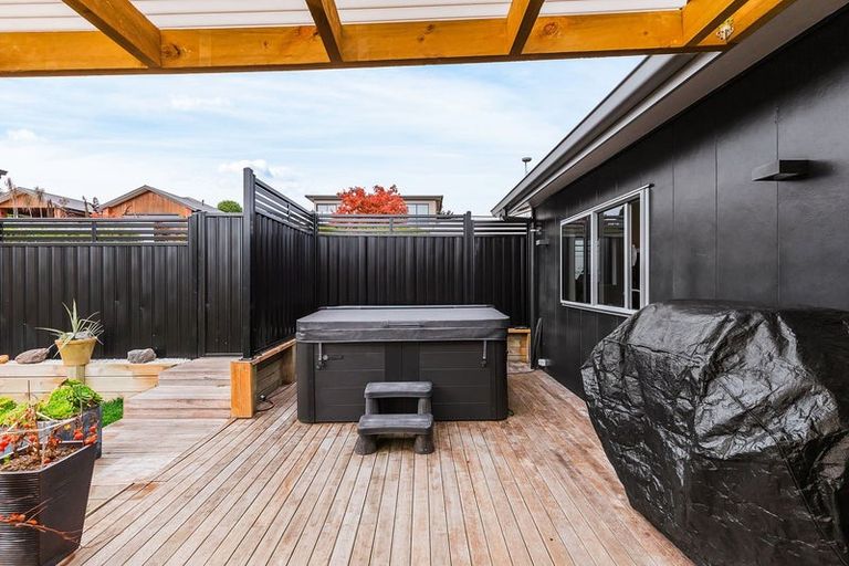 Photo of property in 297 Tauhara Ridge Drive, Richmond Heights, Taupo, 3330