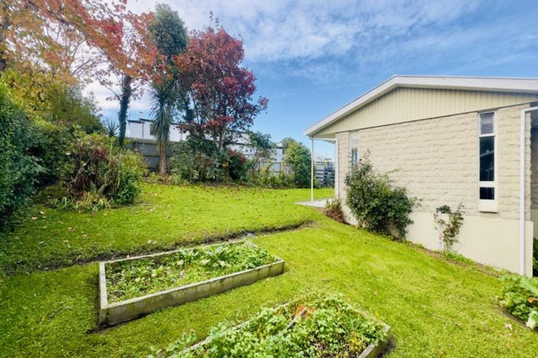 Photo of property in 11a Kitchener Square, Highfield, Timaru, 7910