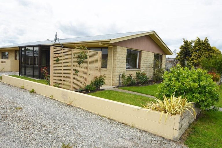 Photo of property in 12 Campbell Street, Alexandra, 9320