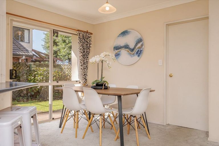 Photo of property in 117 Hall Street, Cambridge, 3434