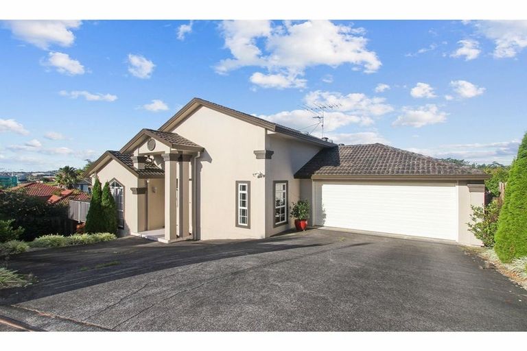 Photo of property in 4 Tern Place, Unsworth Heights, Auckland, 0632