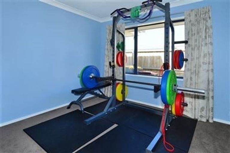 Photo of property in 25 Merrilees Place, Linwood, Christchurch, 8062