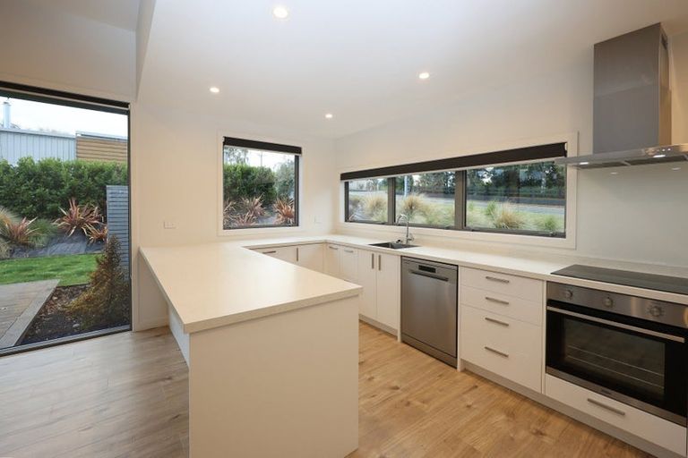 Photo of property in 60 Derwent Street, Oamaru North, Oamaru, 9400