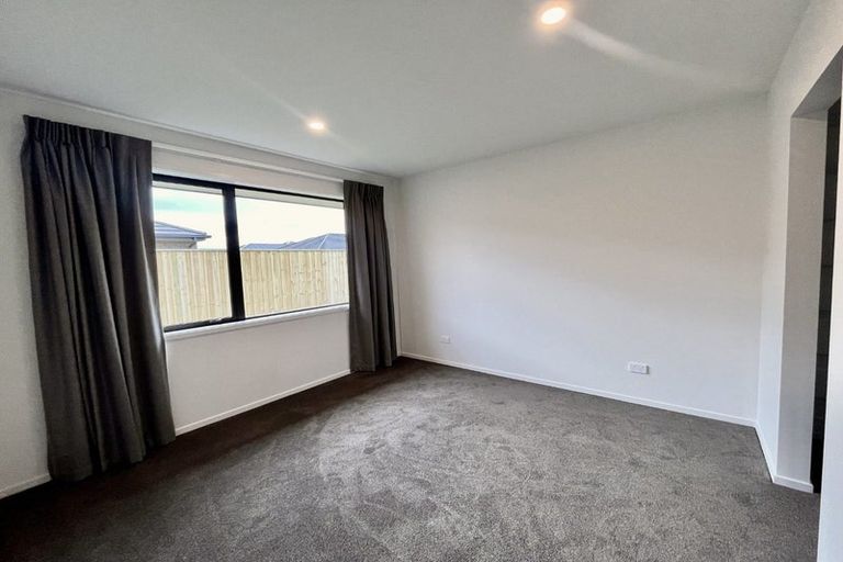 Photo of property in 189 Faringdon Boulevard, Rolleston, 7615