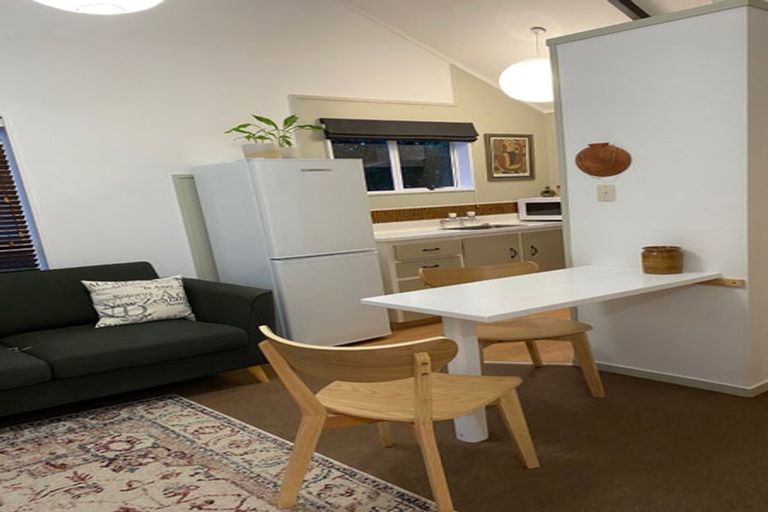 Photo of property in 20 Jellicoe Street, Greytown, 5712