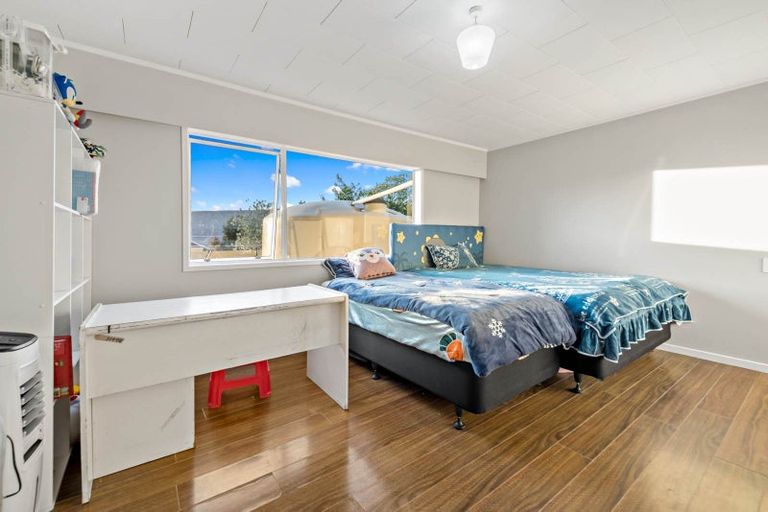 Photo of property in 87 Spur Road, Stillwater, Silverdale, 0993